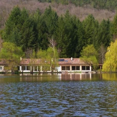 Cottage les Pyrénées au bord de l'eau Barbazan Exterior foto