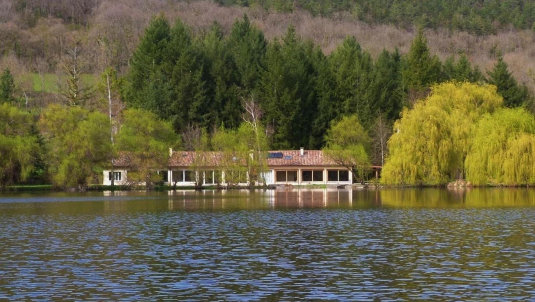 Cottage les Pyrénées au bord de l'eau Barbazan Exterior foto